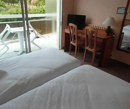 Particulier Le Rocher Des Marais Proximité Plage&vue Pour Certains Hébergements Hotel 2*