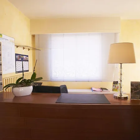 Particulier Le Rocher Des Marais Proximité Plage&vue Pour Certains Hébergements 2*