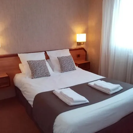 Particulier Le Rocher Des Marais Proximité Plage&vue Pour Certains Hébergements 2*