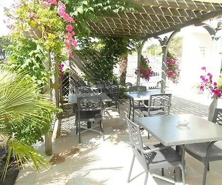 Particulier Le Rocher Des Marais 