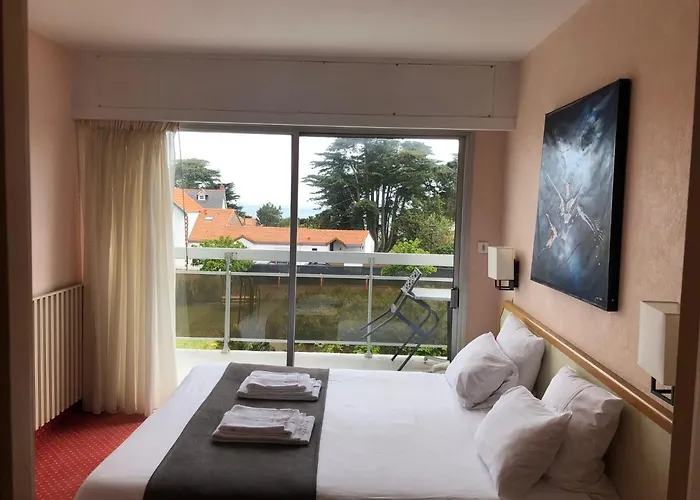 Particulier Le Rocher Des Marais 