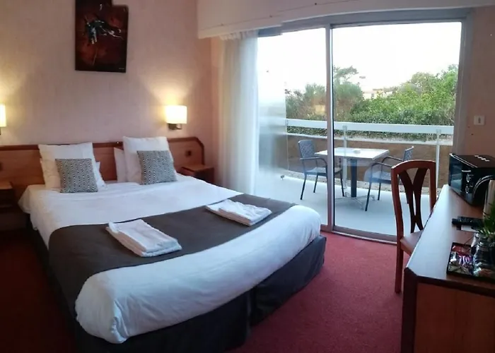 Hotel Particulier Le Rocher Des Marais 